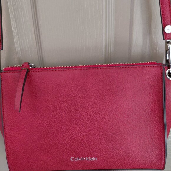 Calvin Klein Red Crossbody Bag, Like New - Picture 2 of 5